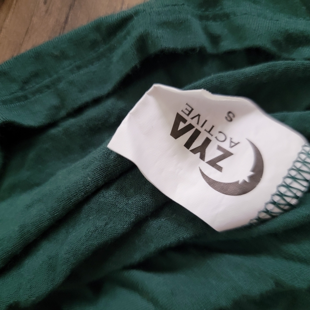 Zyia Namasta Long Sleeve Size small - Picture 3 of 7